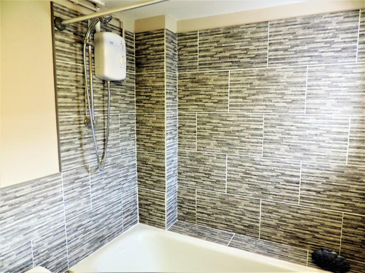 1 Bed Bagshot Pennyhill Accommodation מראה חיצוני תמונה